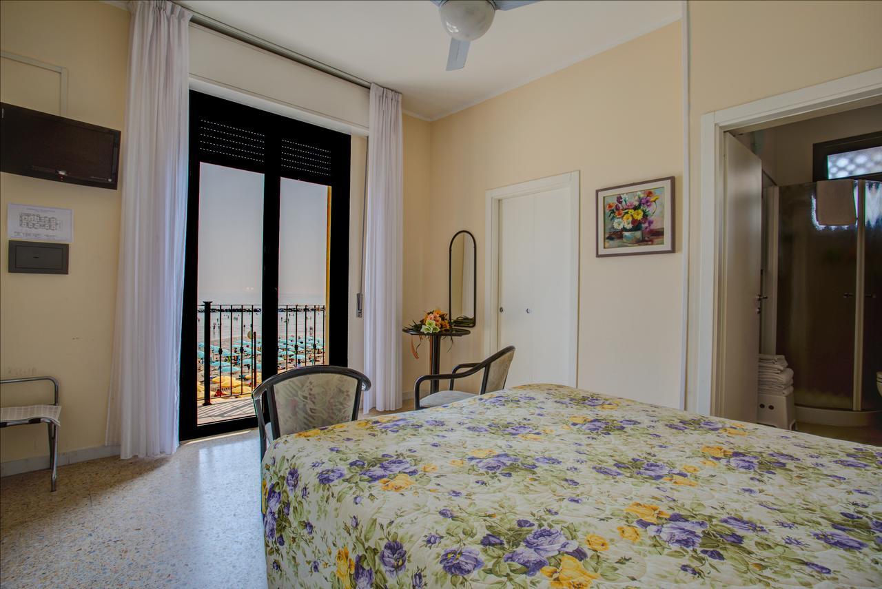 Hotel Deanna Bellaria-Igea Marina Zewnętrze zdjęcie