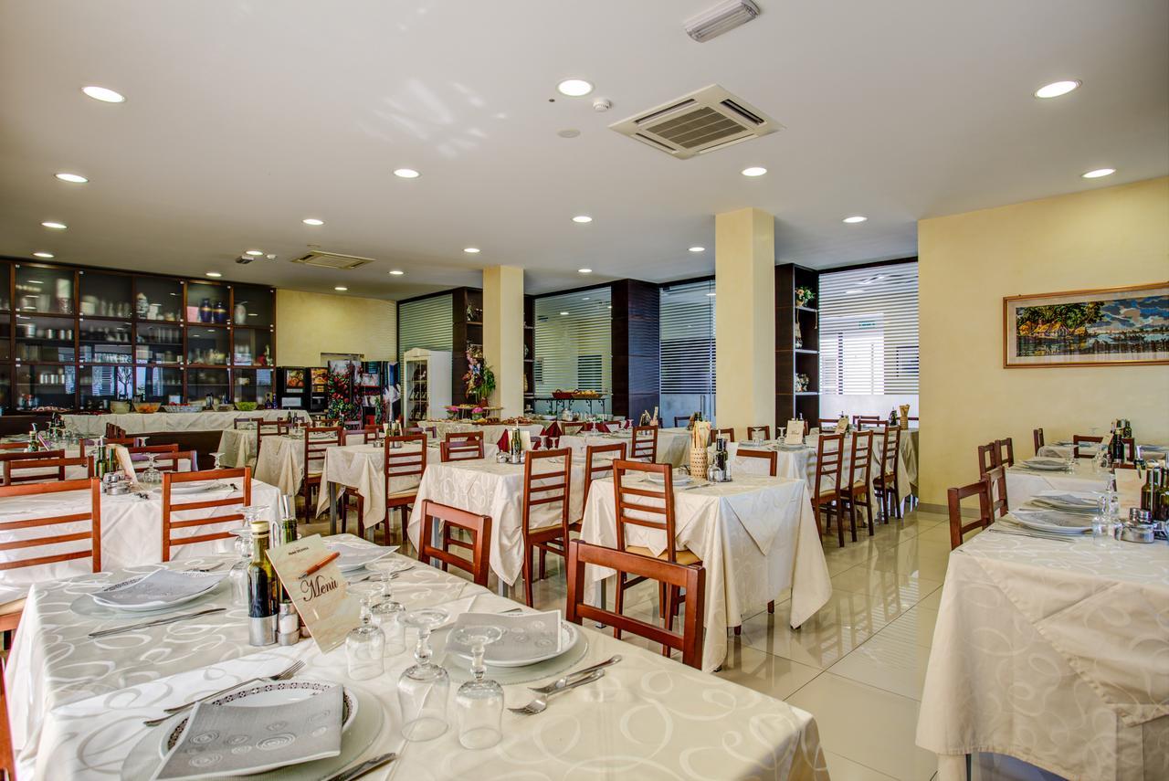 Hotel Deanna Bellaria-Igea Marina Zewnętrze zdjęcie